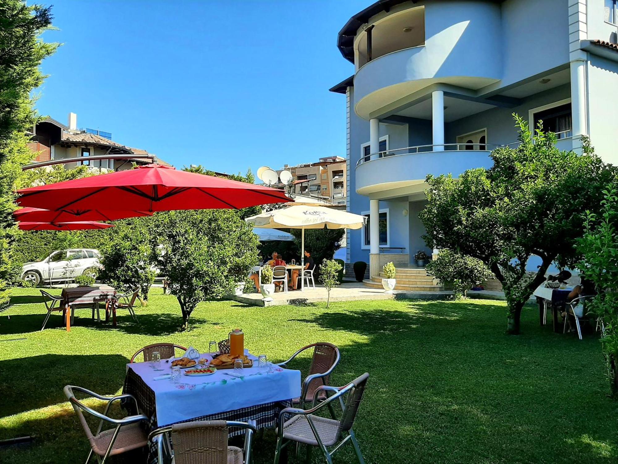 Hotel Vila Arbri Berat Exterior foto